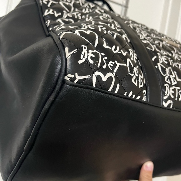 Luv Betsey Johnson Black and White Logo Print Weekender Duffle Bag Luggage - Picture 7 of 15
